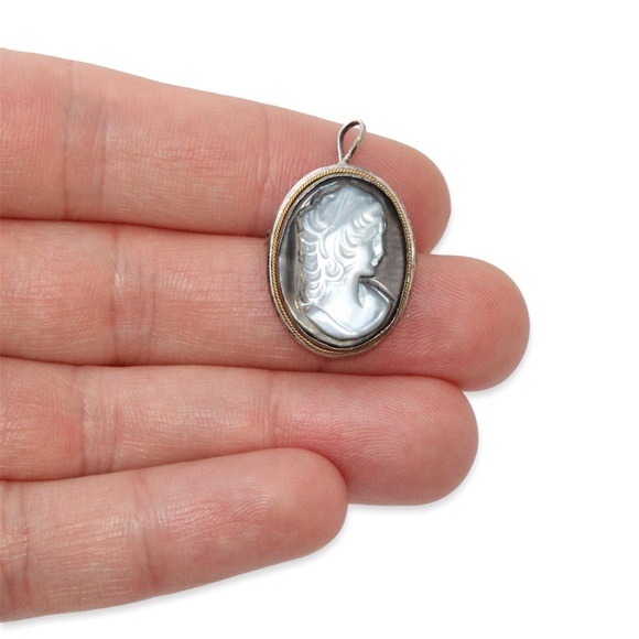 Vintage Italian Mother of Pearl Shell Cameo Pendant Brooch 800 Silver Gold Wire - Picture 2 of 6